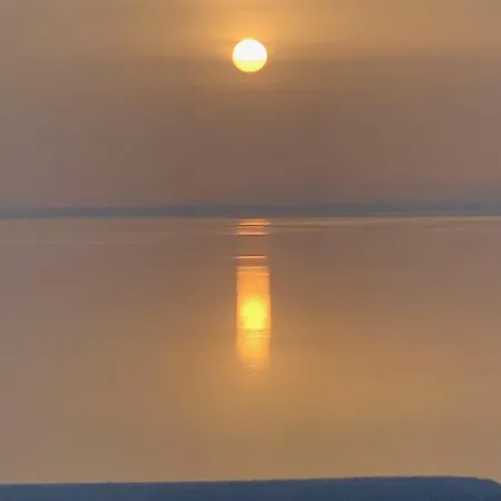 Sea Breeze * Λουτράκι