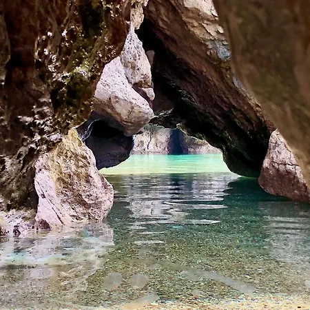 Sea Breeze Λουτράκι